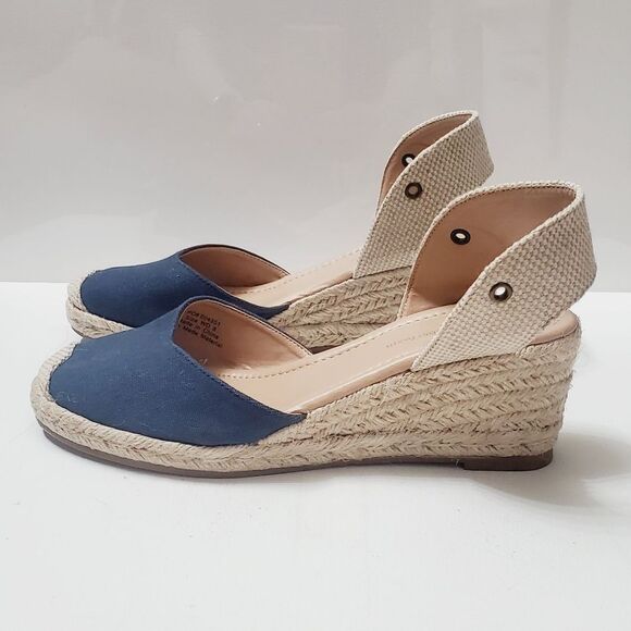 Tru Comfort Foam Journee Monte Espadrilles Womens size 8 closed toe Wedge NWOT - Picture 3 of 8